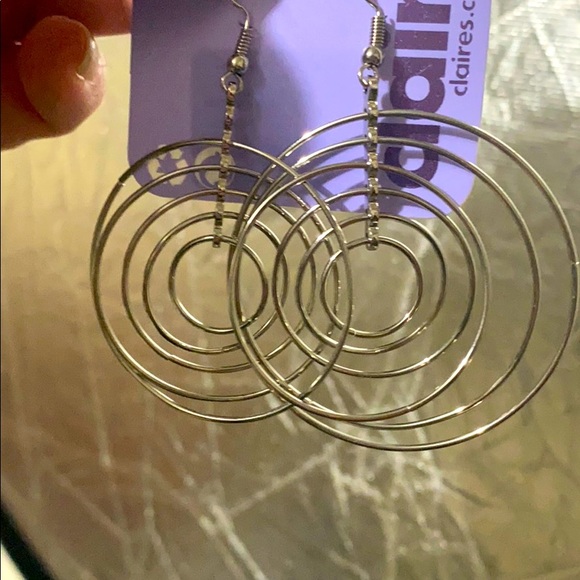 Circle ⭕️ Upon Circle ⭕️ Earrings - Picture 1 of 2